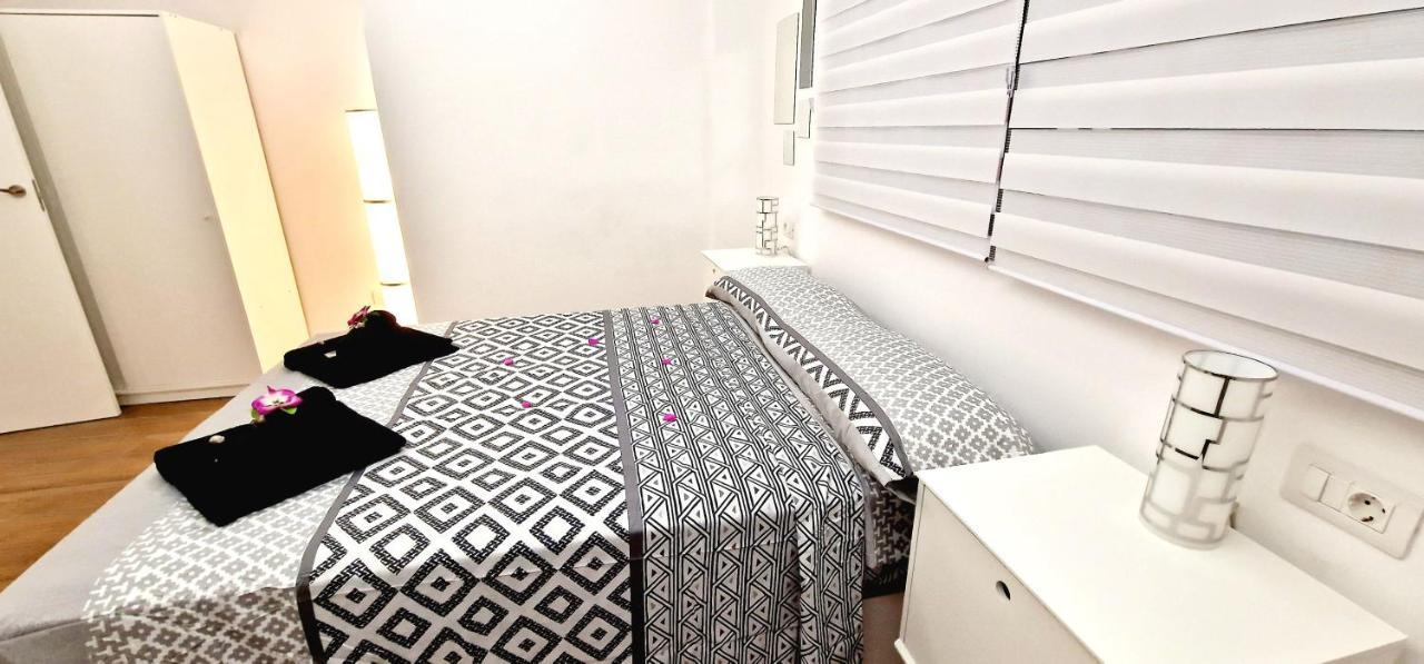 Fantastic 3 Bedroom Next Playa Las Americas & Wifi Free Playa Feñabe Екстериор снимка